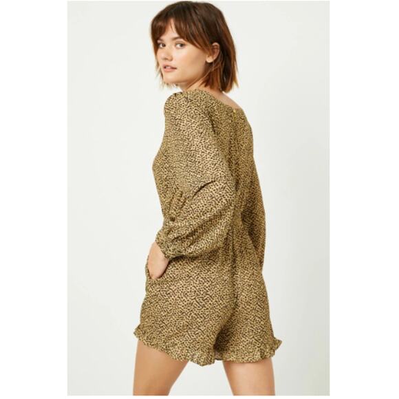 Hayden Printed Long Sleeve Smock Waist Romper - Size Small - Picture 2 of 9